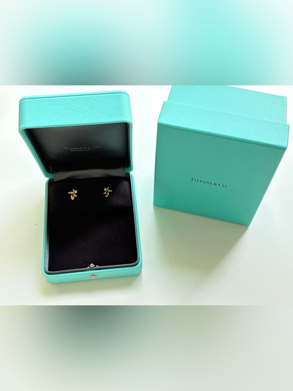 Tiffany & Co. Paloma Picasso® Olive Leaf Earrings